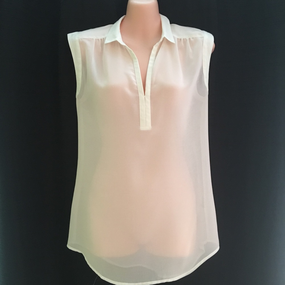 LE CHÂTEAU sleeveless off-white sheer blouse
